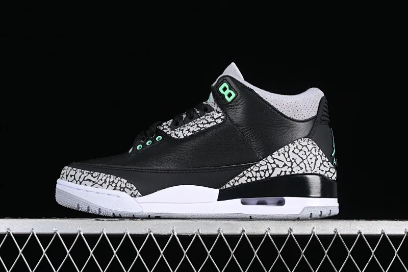 All categories Air Jordan Jordan series basketball shoes Air Jordan 3 LW version Air Jordan 3 "Green Glow" AJ3 Joe 3 black and green CT8532-031